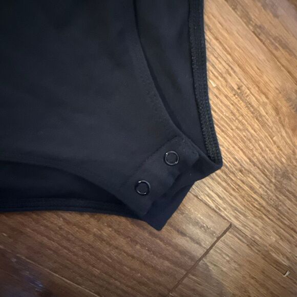 Old navy black NWT scoop neck bodysuit size small - Picture 7 of 11